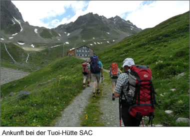 Ankunft bei der Tuoi-Hütte SAC