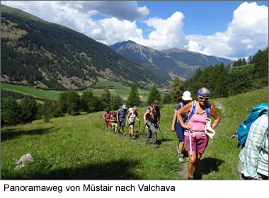 Panoramaweg von Müstair nach Valchava